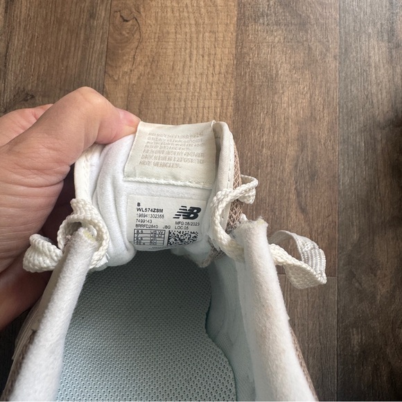 New Balance 574 Platform Sneakers - Picture 5 of 7